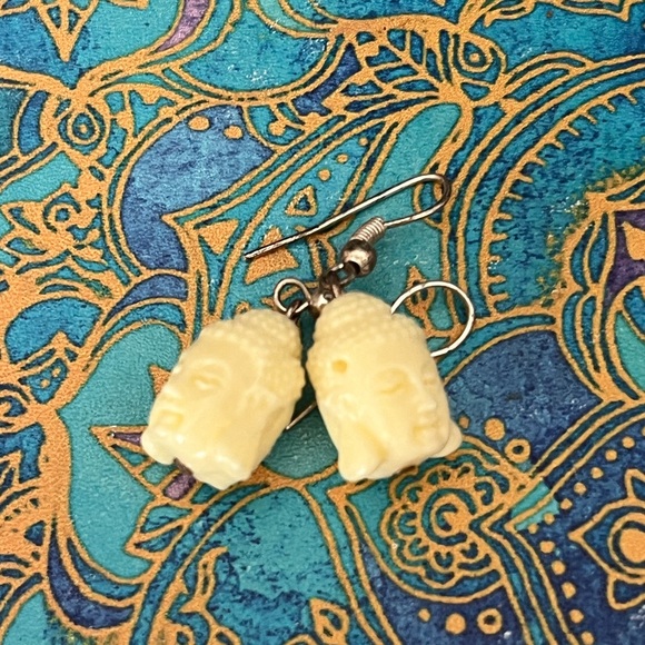 Buddha Earrings - Picture 3 of 4